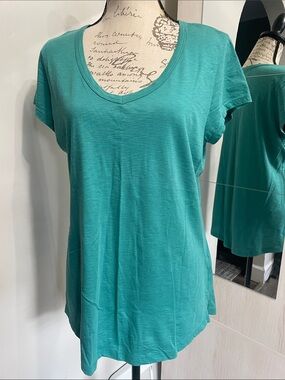 Paraphrase Teal Short Sleeve V-Neck Tee